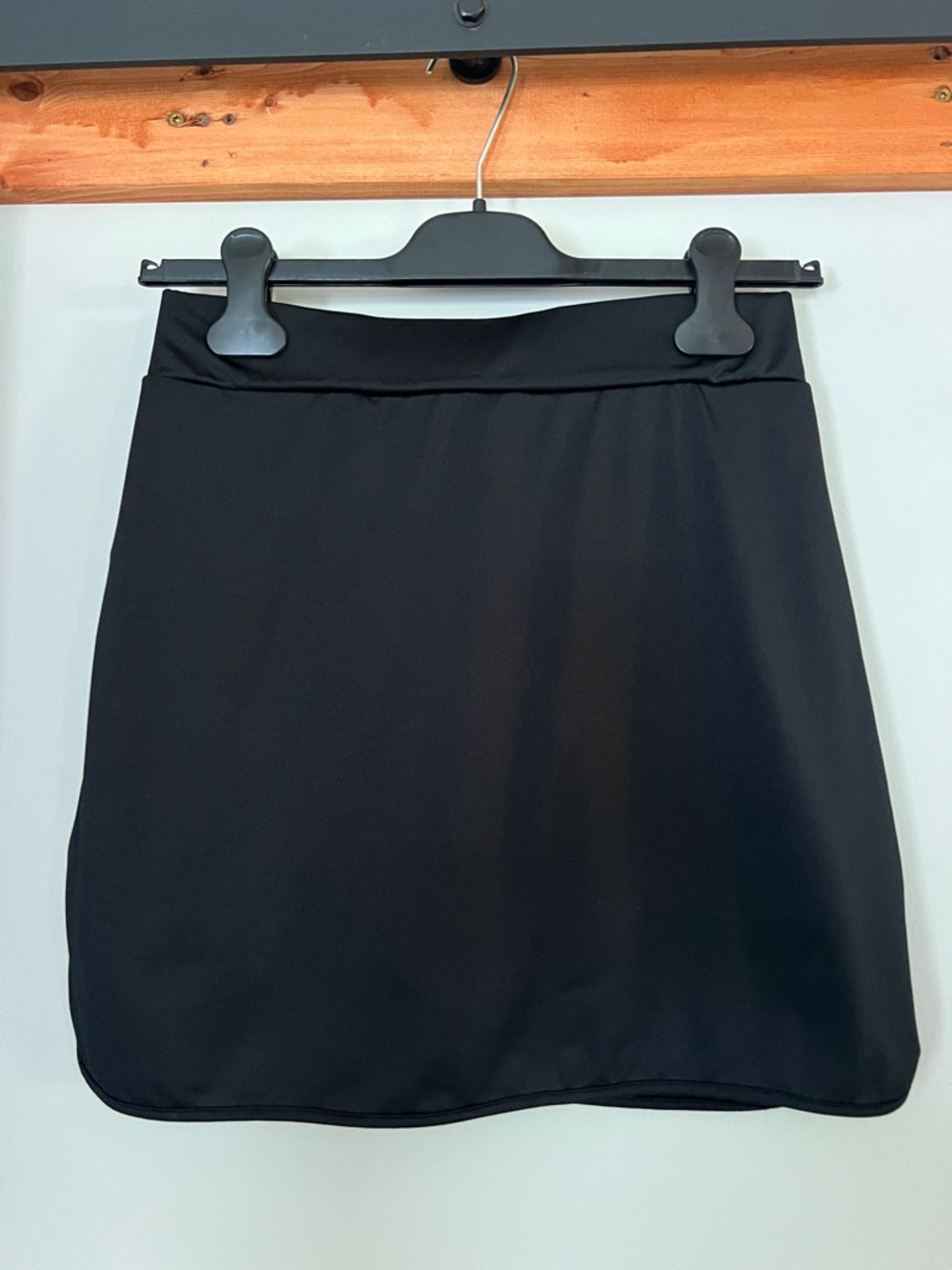 J. Crew Black Active Skirt - Smooth A-Line Size Small